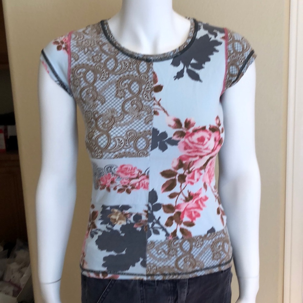 blue oilily tee